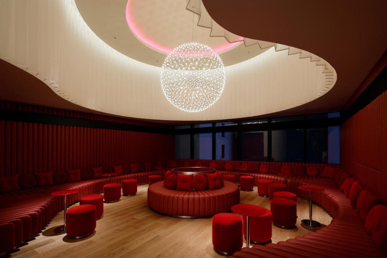 W Osaka Hotel Kültér fotó