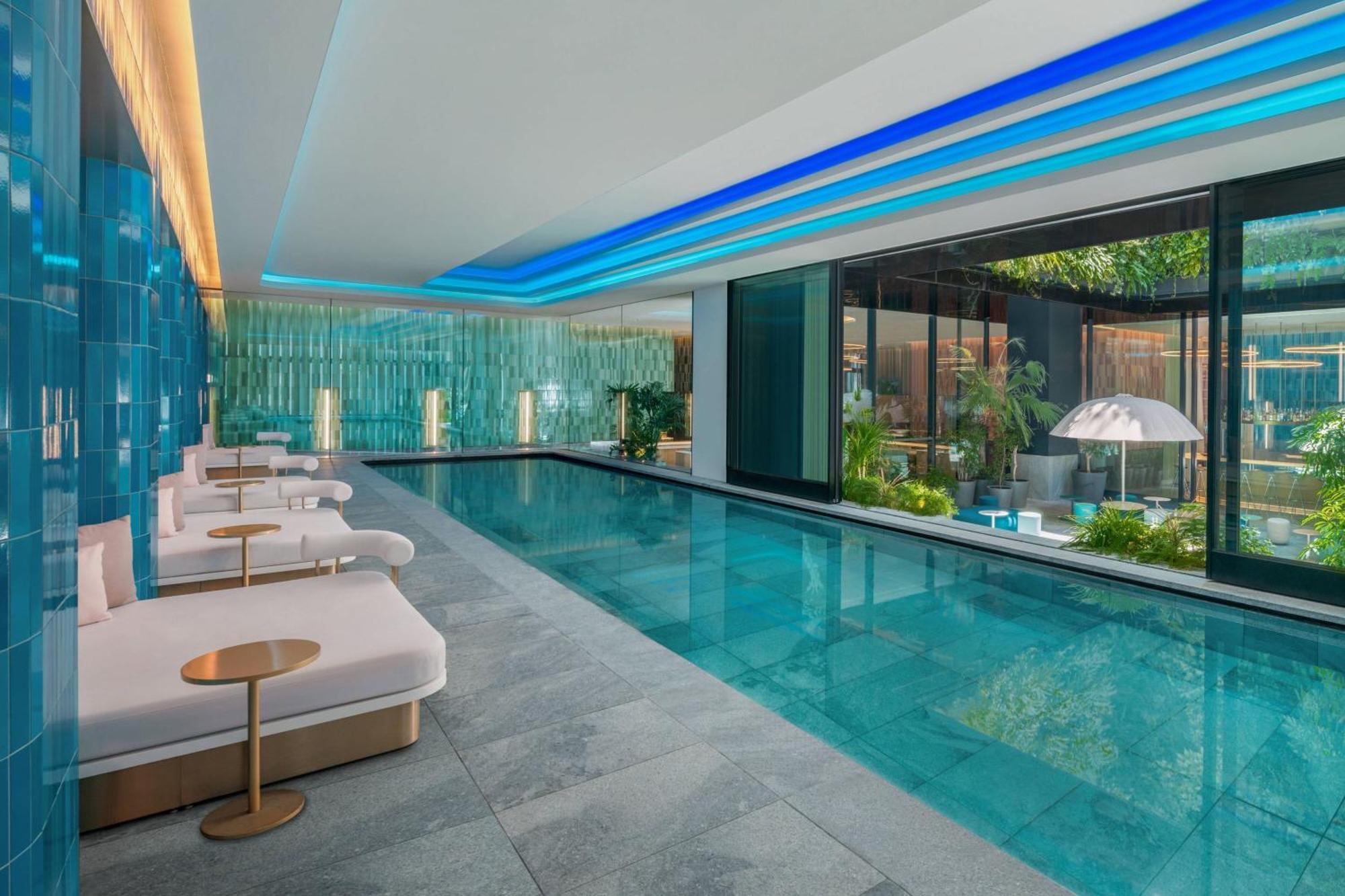 W Osaka Hotel Kültér fotó